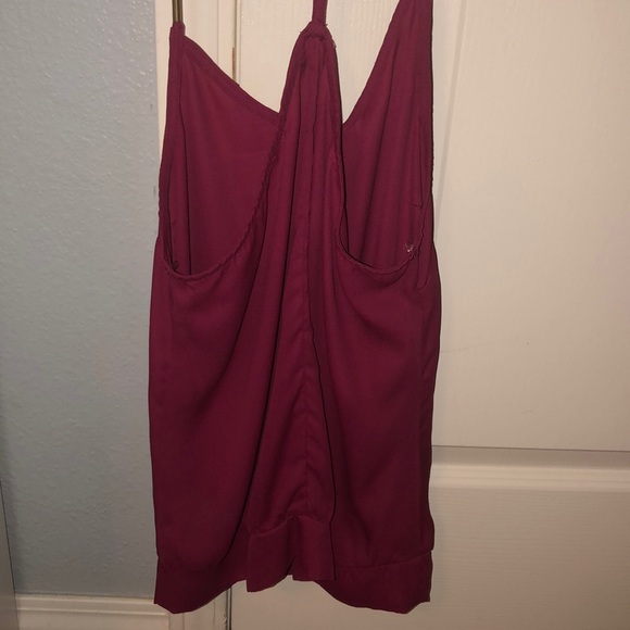 Maroon tank top - Picture 3 of 3